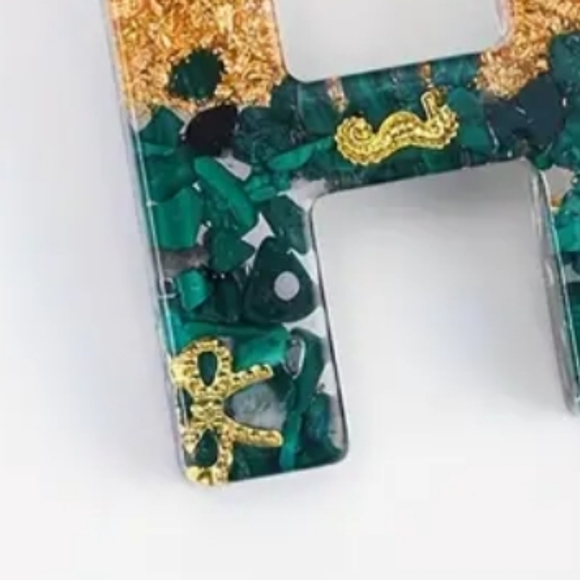 NEW! Resin Letter "H" Initial Keychain Purse  Charm w/ Seahorse & Gold Star - Picture 5 of 6